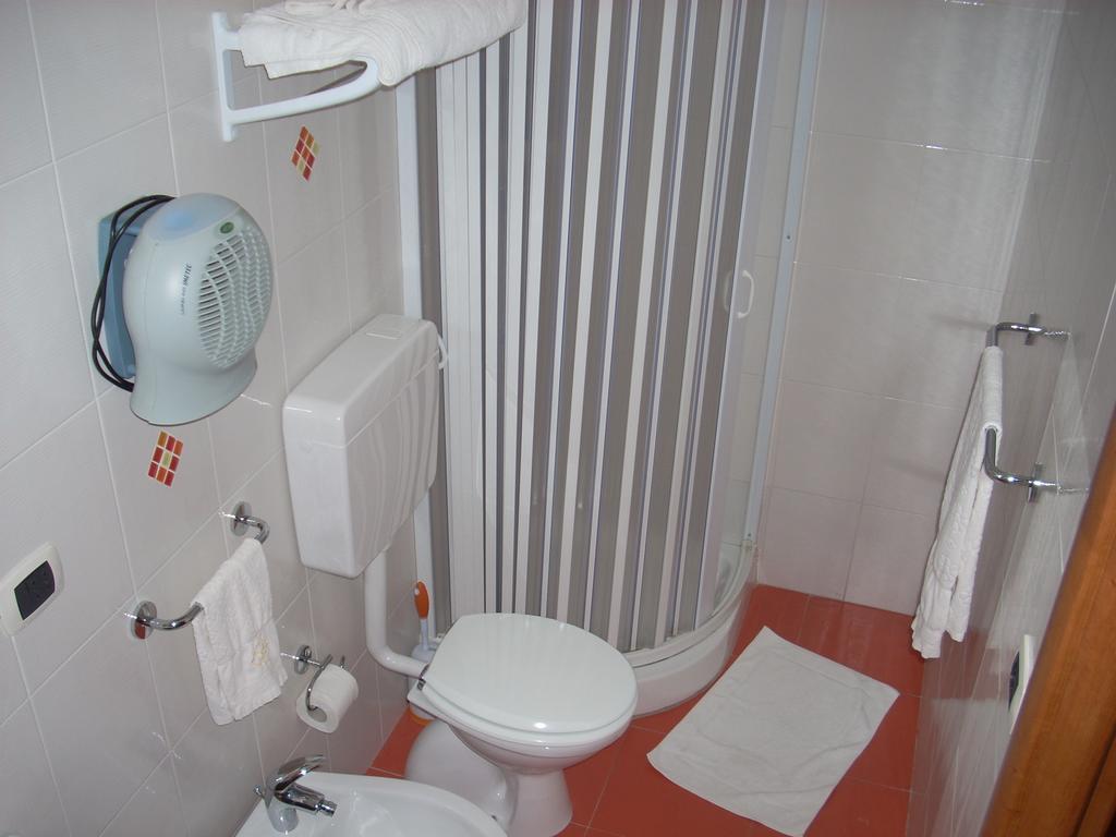 Eurelios Bed and Breakfast Adrano Δωμάτιο φωτογραφία