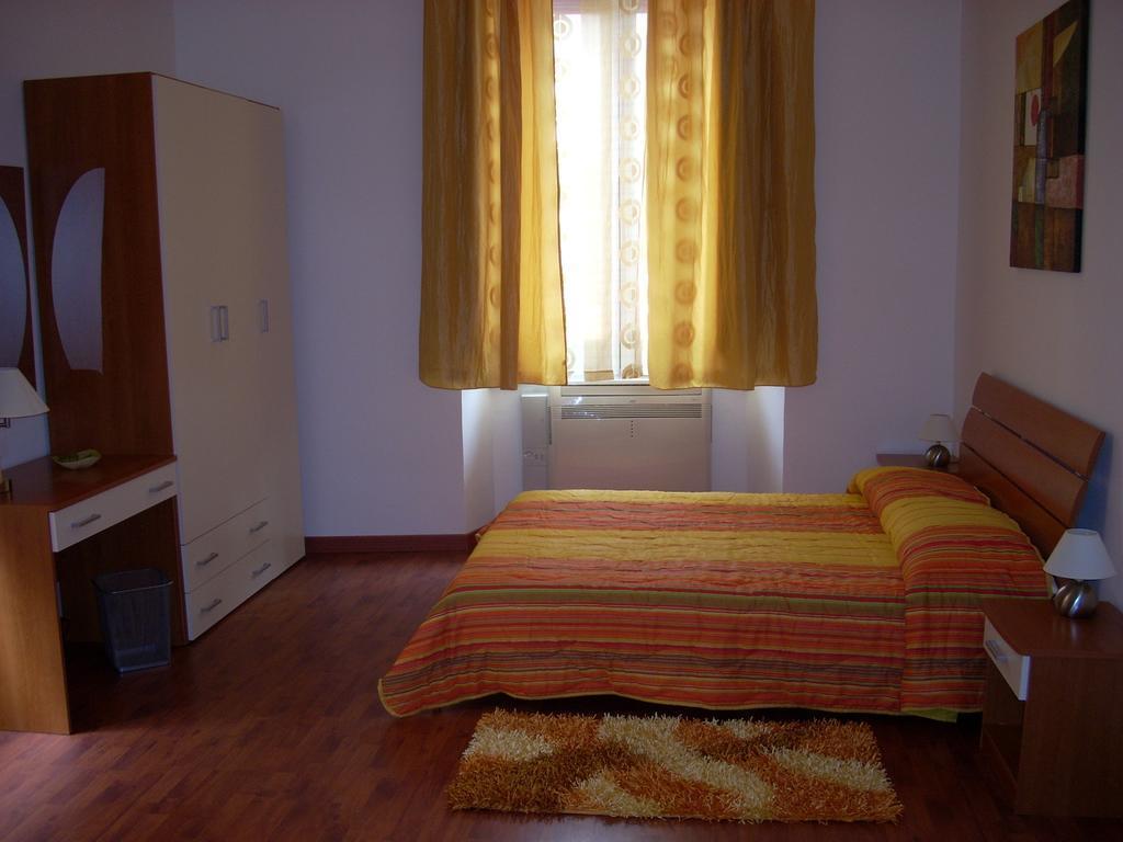 Eurelios Bed and Breakfast Adrano Εξωτερικό φωτογραφία